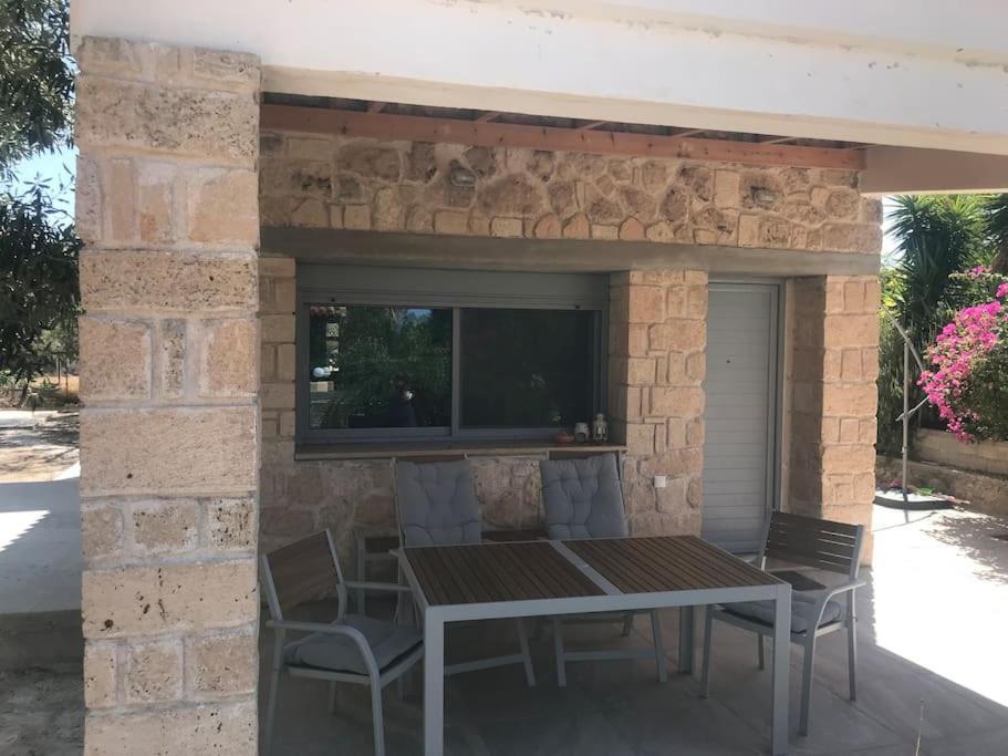 Πέτρινη Κατοικία Στην Αίγινα - Stone House In Aigina Khloi 外观 照片